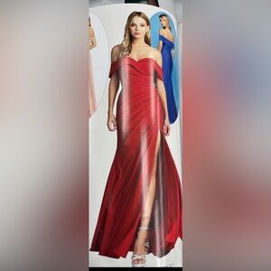 Elegant Strapless Green Dress